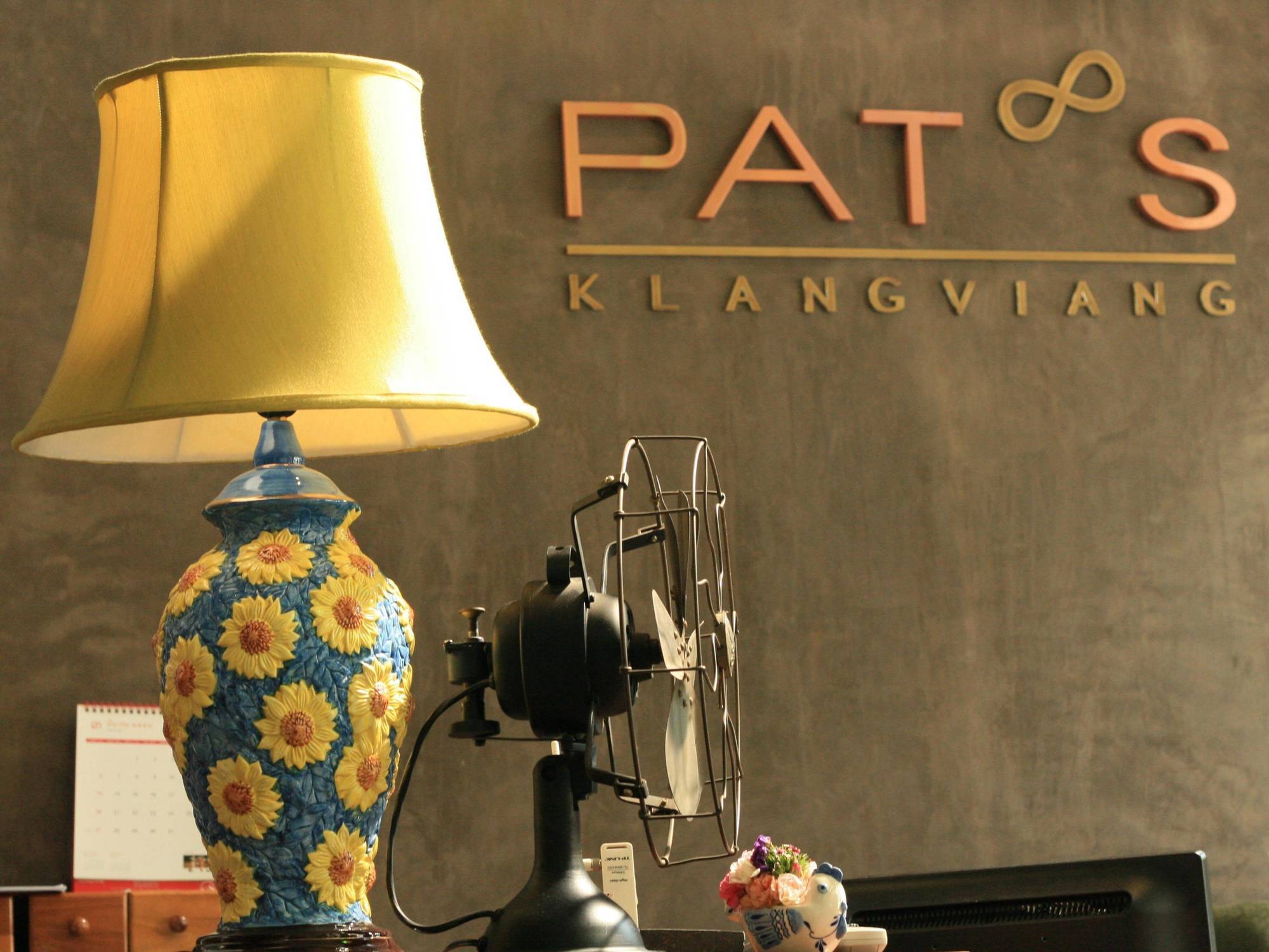 Oyo 391 Pat'S Klangviang Guesthouse Chiang Mai Buitenkant foto